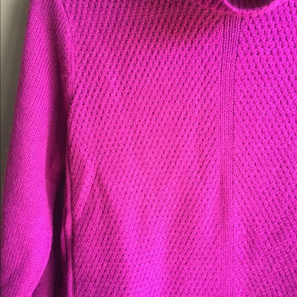 Purple pink Knit Turtleneck Petite M EUC - Picture 10 of 14